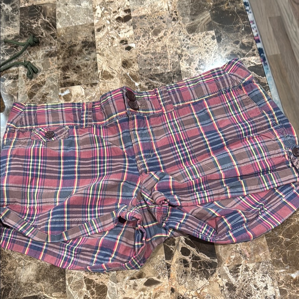 American Eagle Outfitters Pink and Blue Cargo Shorts